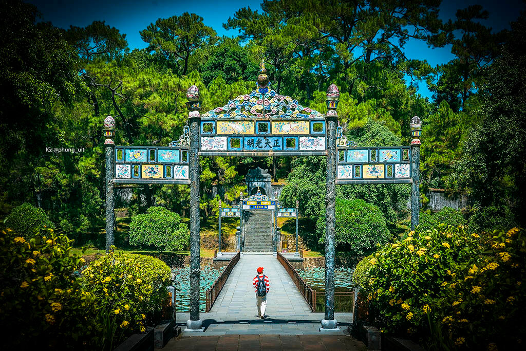 Start your Hue Travel with tranquil vistas